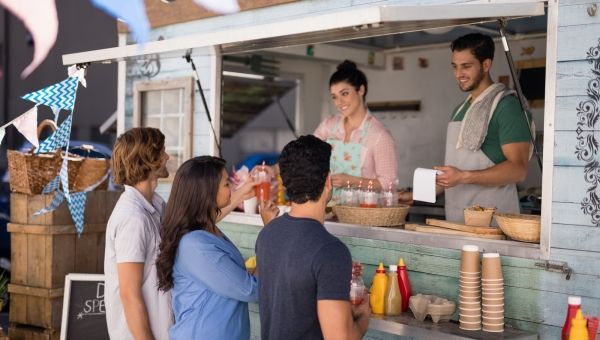 Why Your Food Truck Needs Professional Web Design